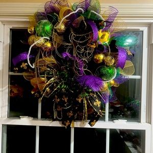 Mardi Gras Wreath 20 in -custom